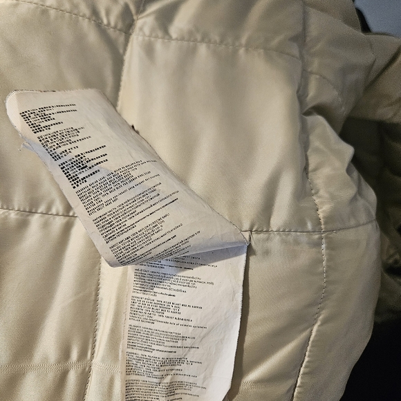 Authentic Prada Puffer Down Fox Fur Jacket with Metal Logo - Picture 10 of 14